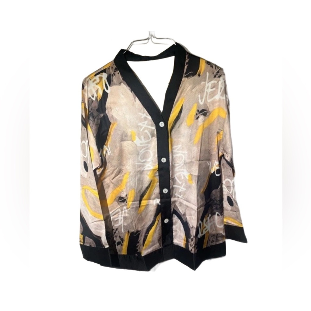 Stylish , Silk & Sleek Women's Pajama Set Top - Black/Yellow/Versace